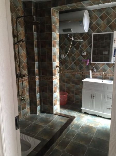 老婆在阳台装"搓衣板",卫生间选蹲坑,小美式的新家超接地气儿