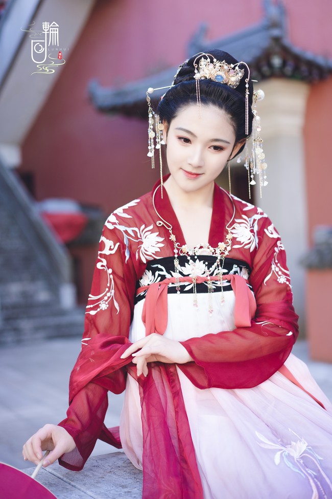 汉服教程汉尚华莲夜芙蕖2019