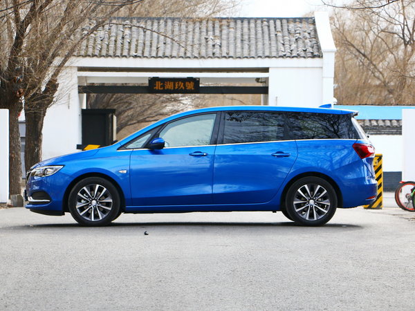 美得不像MPV 15万内能满足一家出游的四款车