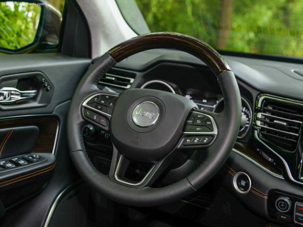 空间大得能搬家 30万买7座SUV选这几款准没错