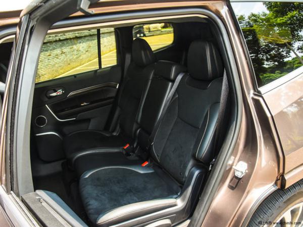 空间大得能搬家 30万买7座SUV选这几款准没错