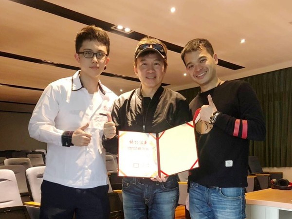 孙鹏复出国光帮帮忙救安佐消失1年亲自承认儿童节见