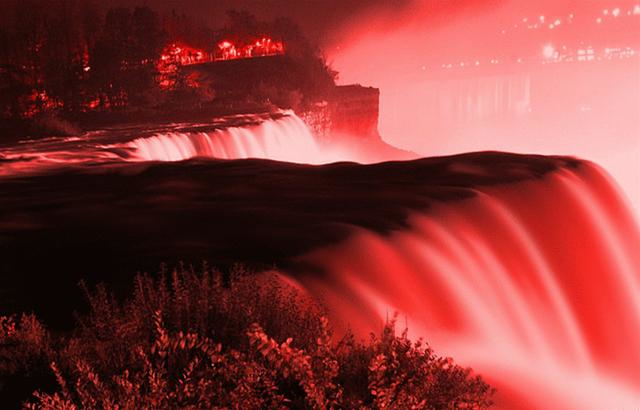 南极血瀑布连舔起来都有血的味道