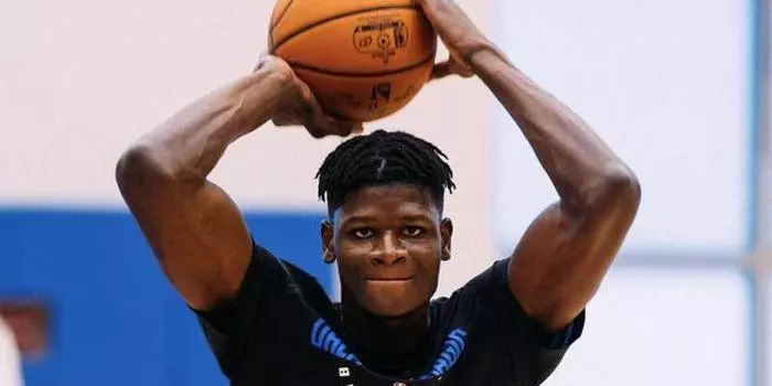 nba新秀班巴,从瘦竹竿变身肌肉坦克只用了一个月,你怎么看?