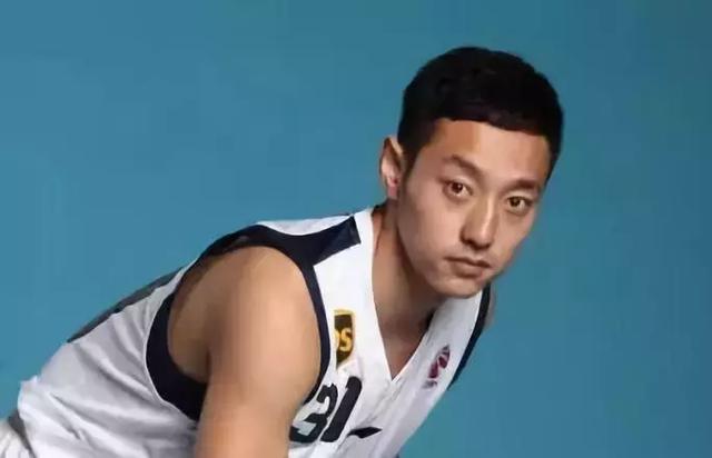 史鸿飞|三分球|广东工业大学_新浪新闻