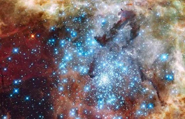 滴下的人儿最闹心",随着时间的流逝,天上的那颗星星依旧还是原样,但是