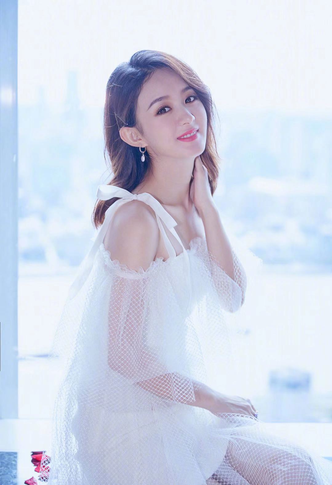 赵丽颖加盟和颂传媒,李雪说和李冰冰没有冲突,她们发展方向不同