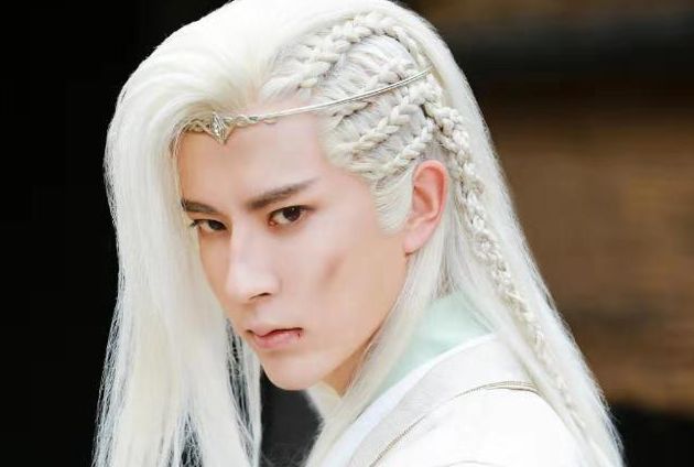 男星白发:马天宇惊为天人,井柏然略显油腻,而看到他却沦陷了