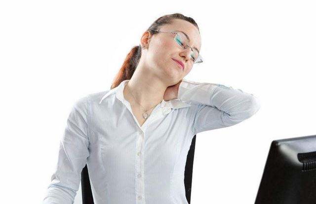 颈椎病有哪些类型?|耳鸣|颈椎病|斜颈_新浪新闻