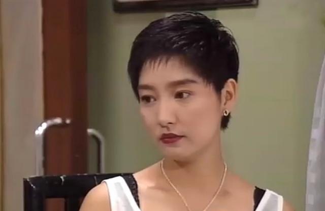 "李莫愁"雪梨复出拍戏了 就是有点认不出来了