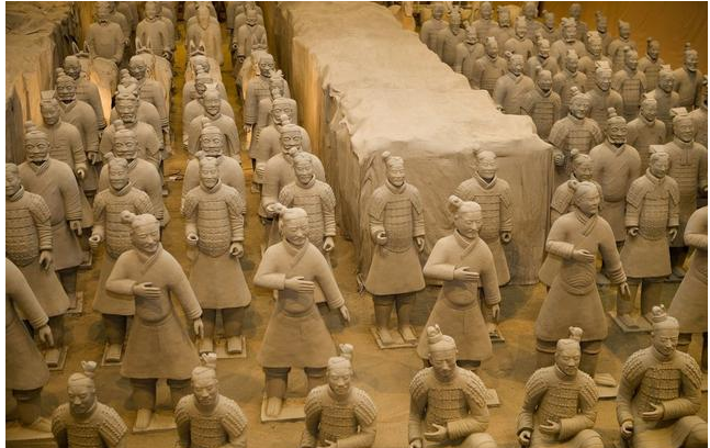 你知道秦始皇兵马俑两排俑之间的土堆为什么不挖掘，它有什么用？
