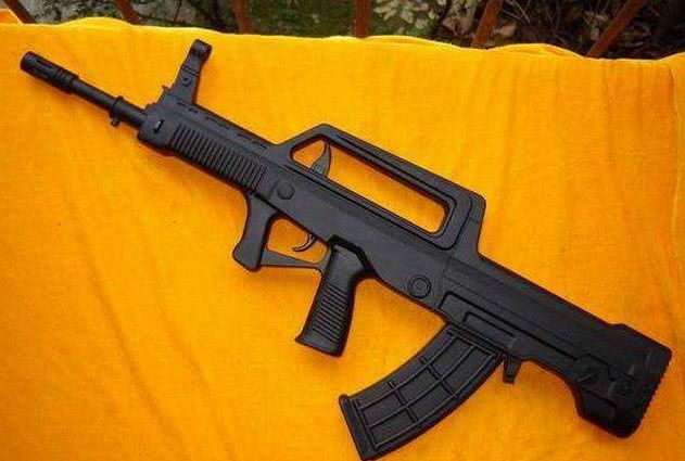 我国这把95式步枪性性能怎么样?售价比你们想象不一样