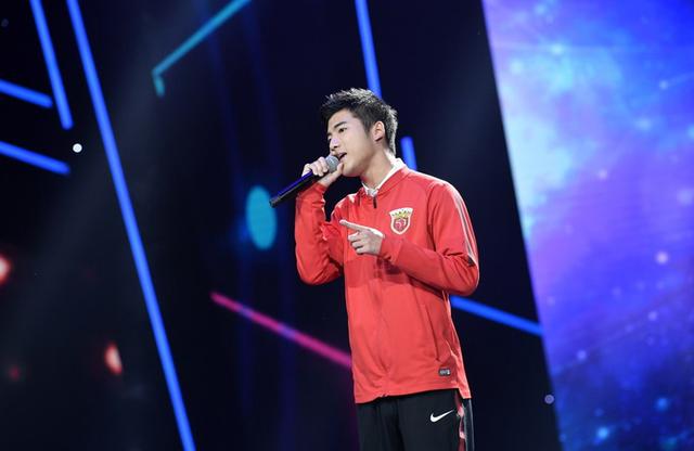 武磊不留洋29球预备队金靴永无出头之日一个被足球耽误的歌手