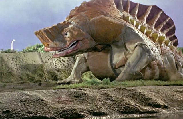 奥特曼中的这只怪兽源于二次元网友求射线照射我的二次元老婆