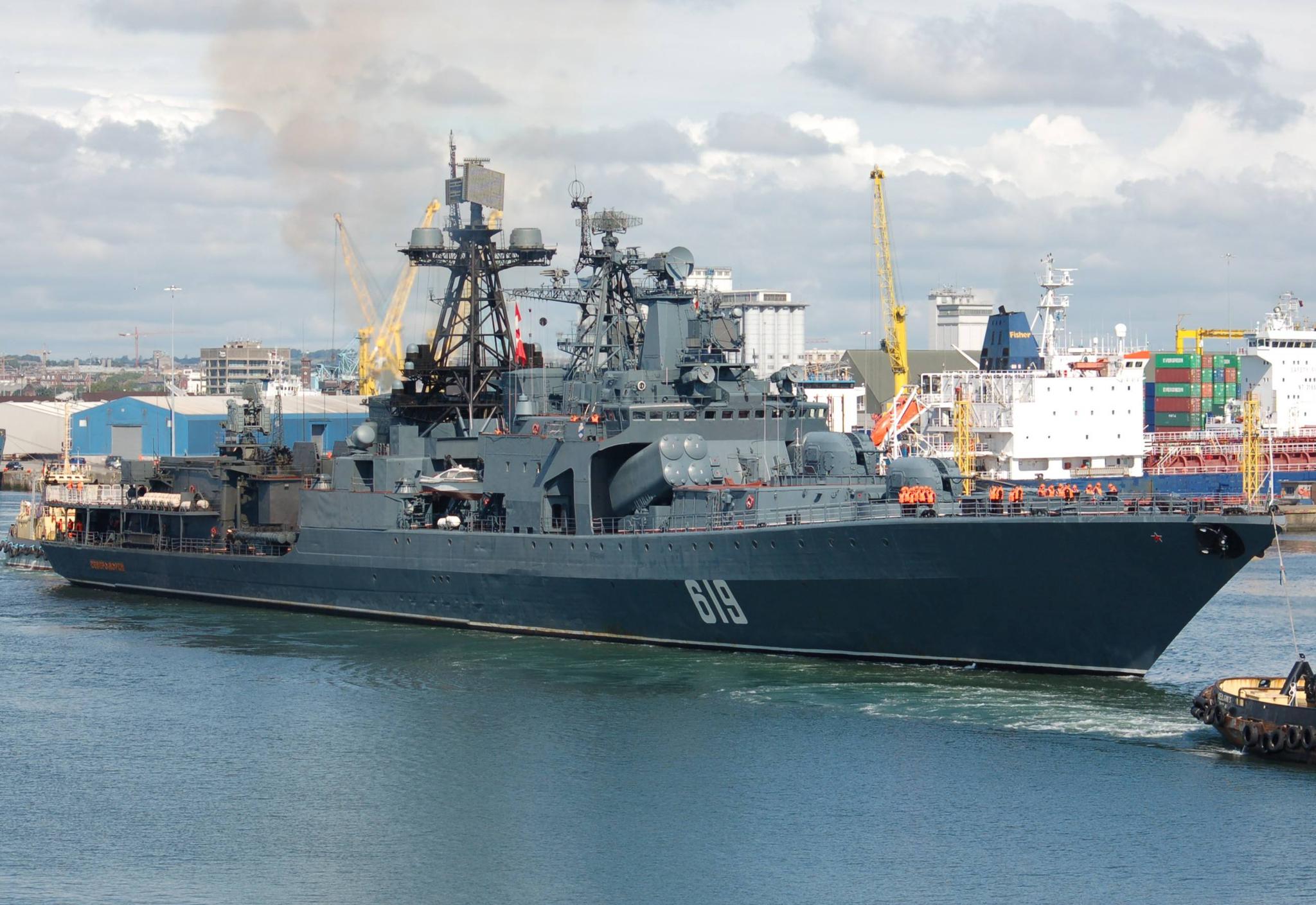 苏联海军舰队,曾经拥有7艘航空母舰,45艘巡洋舰,160艘驱逐舰,203艘