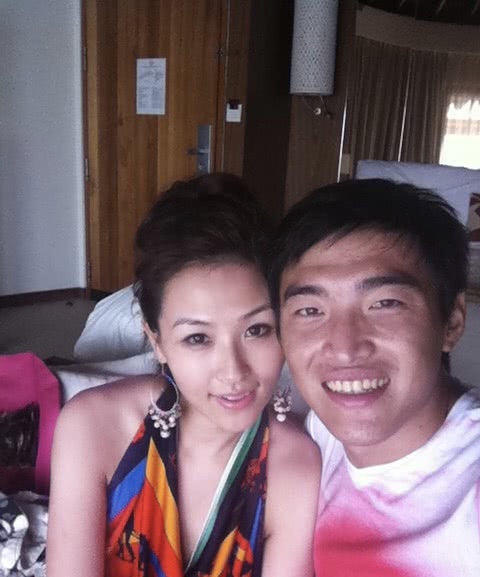 冯潇霆为国家队征战16年 一生挚爱除了美妻还有中国足球|冯潇霆|赵盈