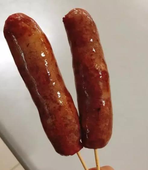 班长请吃烤肠,你最想吃哪一份?测班上谁把你当梦中情人?