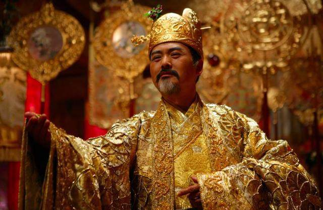 古代最霸气的一首咏菊诗,至今读起来仍让人豪情万丈|菊花|黄巢|百花