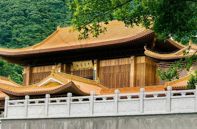 隐藏于深圳仙湖植物园的寺庙,来这里游玩的你错过了吗|仙湖植物园|寺庙|弘法寺_新浪新闻