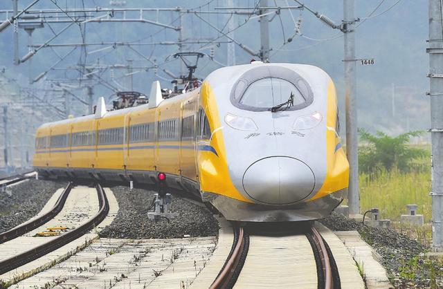 中国有一种黄色高铁,每天都在跑,为什么却有钱也坐不了?