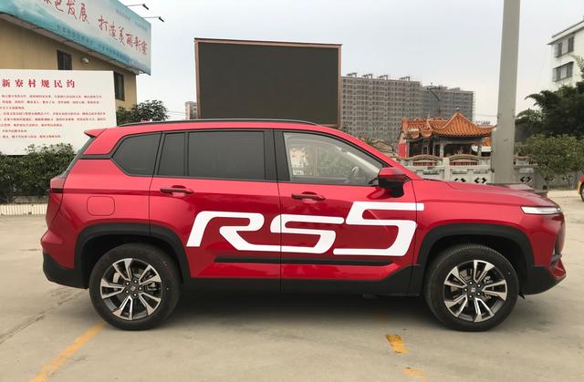 二环十三郎去柳州试车了?害得我马上跑到4s,看看充值程度