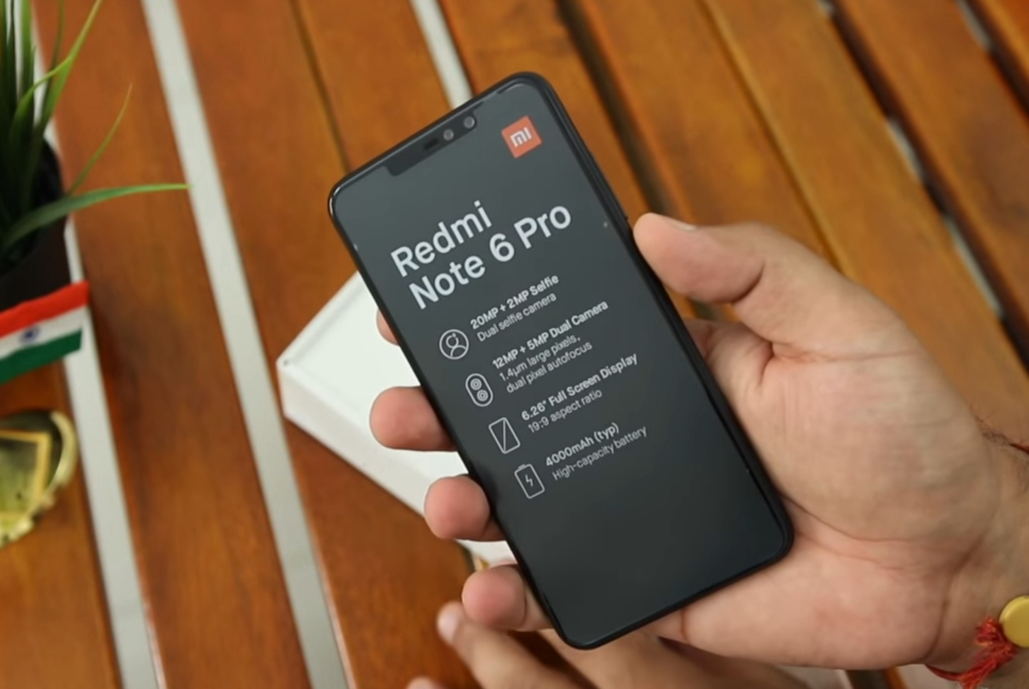 性能配置方面,红米note 6 pro采用了高通骁龙636处理器,这点和红米