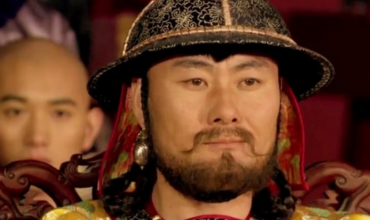 甄嬛传摩格知晓甄嬛和果郡王的私情为何不向雍正揭穿