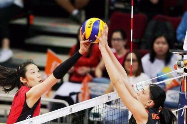 女排接应埃格努,博斯和耶斯,她们的威力比主攻强,那么问题来了