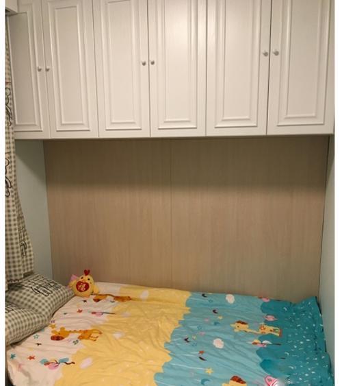 卧室床正上方可以装吊柜吗卧室门上方呢没听劝差点吃了大亏