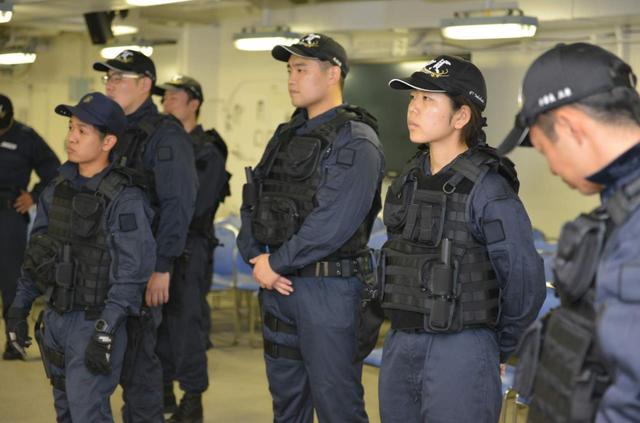 日本海自首次出现女性特种兵,超越美海豹突击队