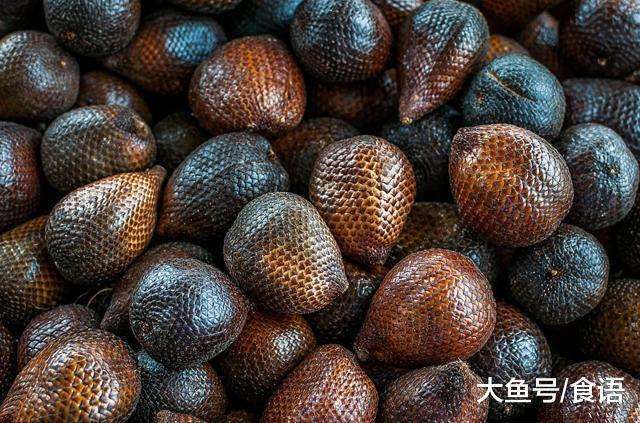 长相最奇葩的四种奇特水果造型一个比一个吓人你吃过吗