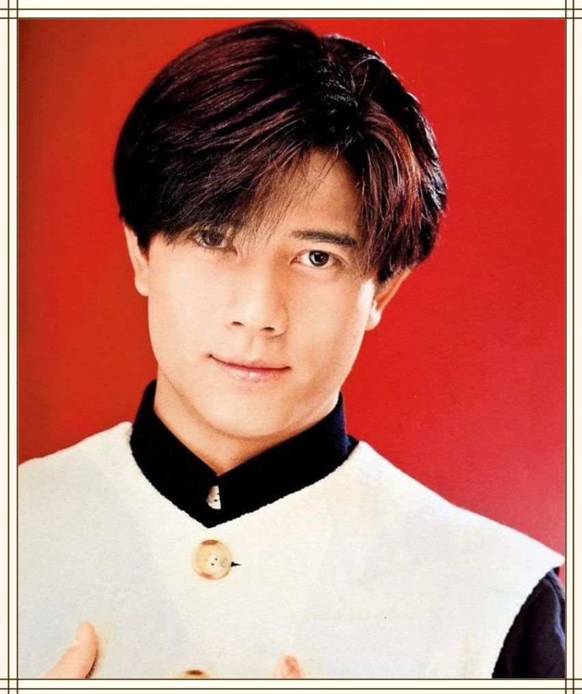 郭富城一头黄发出席活动,看到指甲都惊了,有颜就是