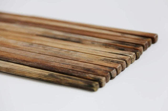 筷子用久了容易发霉滋生细菌?这样处理一下,用多久都不会发霉