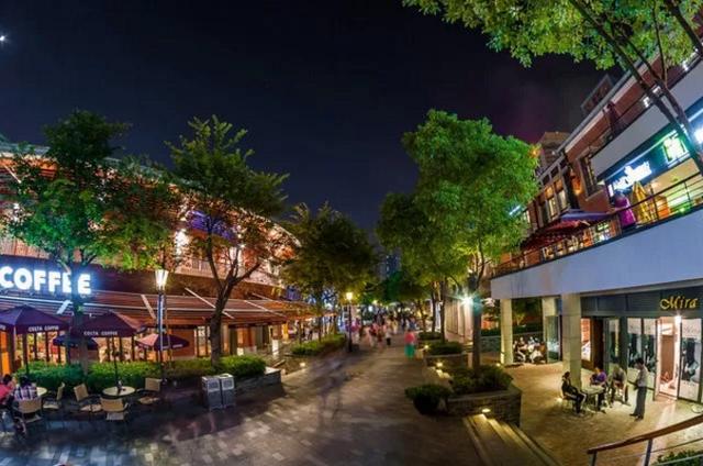 武汉旅游:莲溪寺,武汉外滩,汉口新天地,黎黄陂路街头博物馆