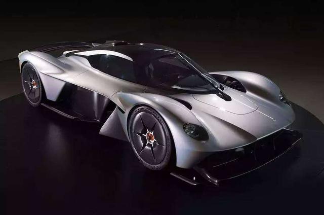 八大豪车,没有一辆低于千万的,更有上亿的