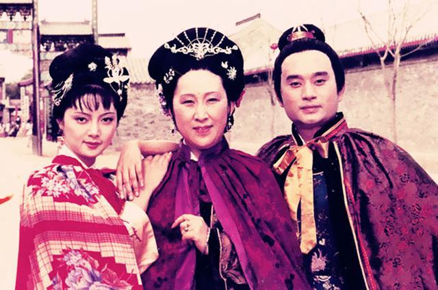 红楼梦:薛家四个儿女中,谁的婚姻最美满?谁的婚姻又是最悲剧?