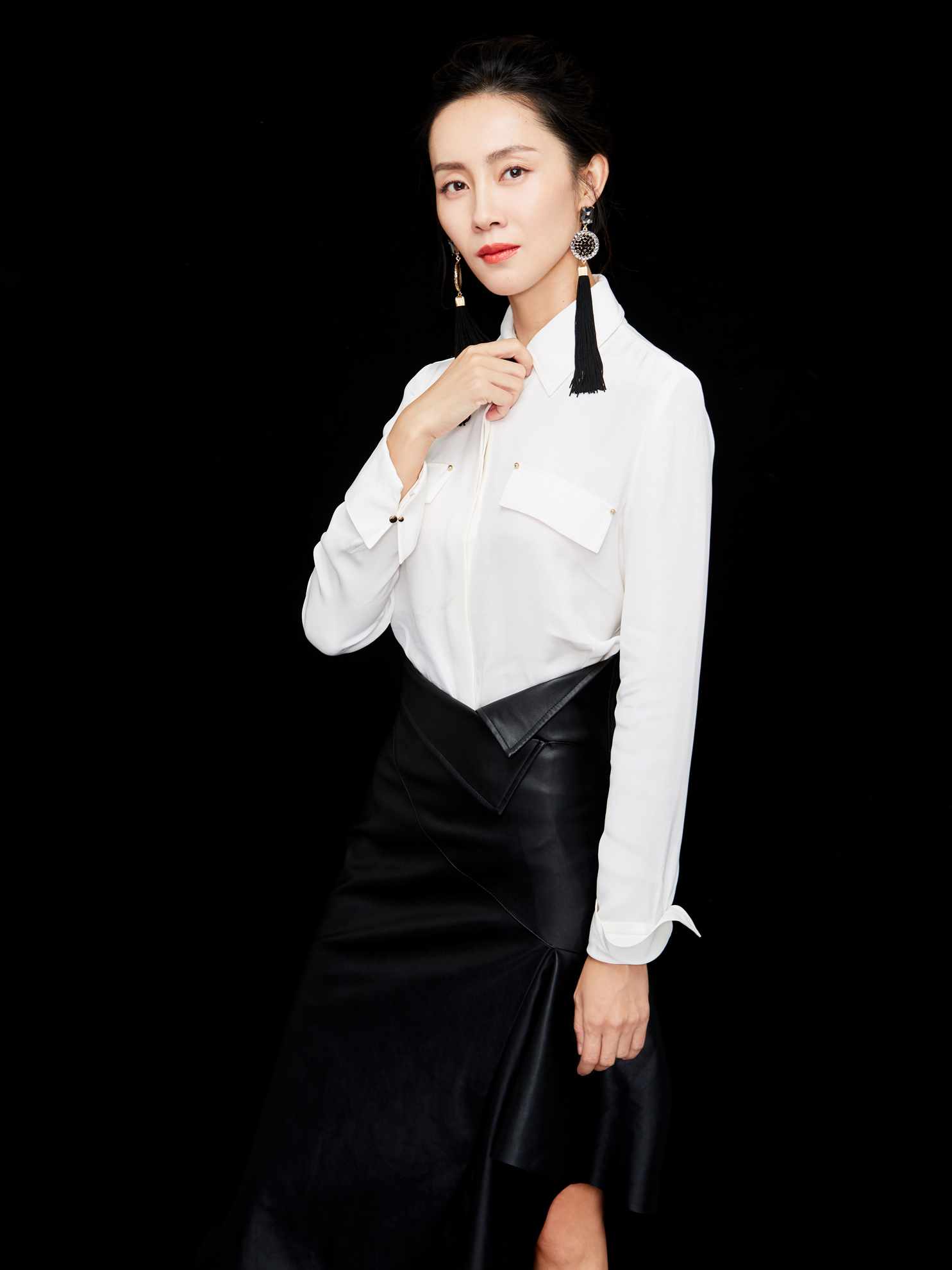 蒋君《奔腾岁月》热播 弹幕友:"别人家的好媳妇"