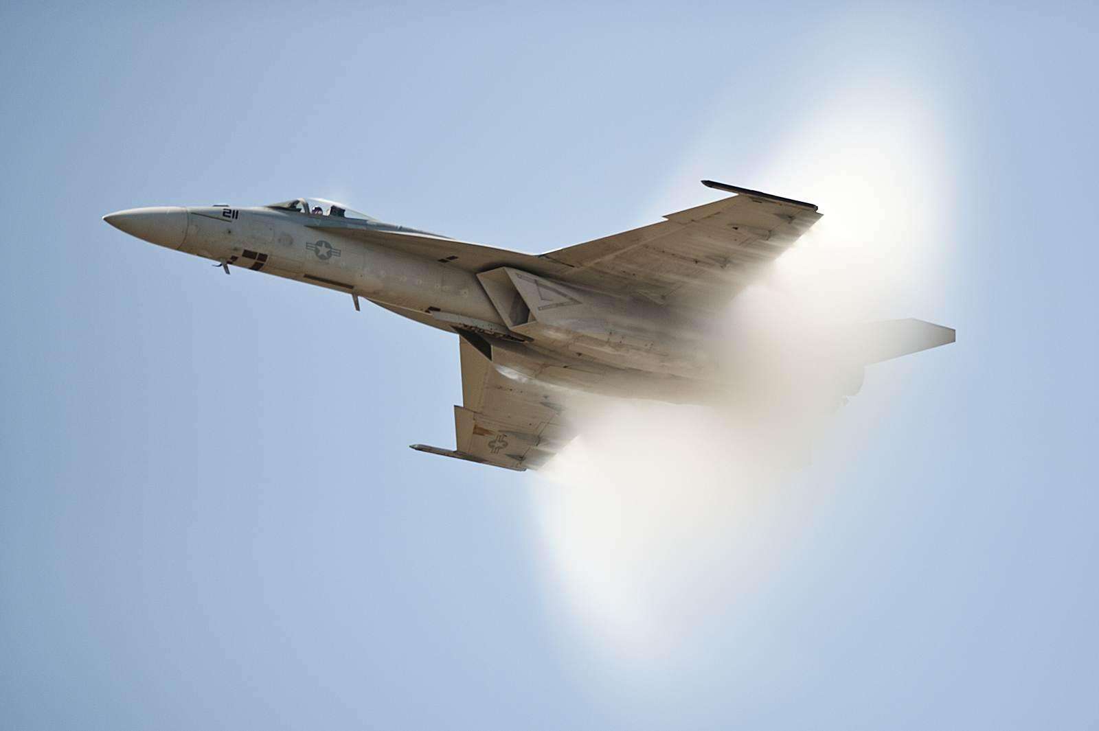 为何说只有超音速战斗机在特有条件才能产生音爆?这里告诉你答案