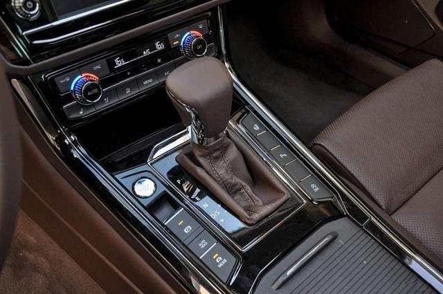 [转帖]等红灯挂N挡开车前必须热车 有多少用车谣言误导过你