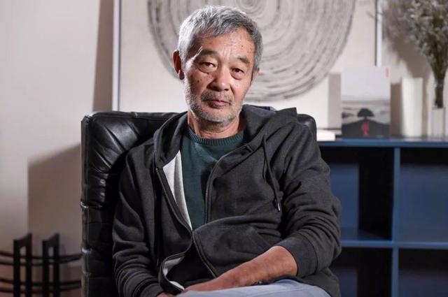 他曾因拍摄《蓝风筝》被禁导十年, 如今回归导演执导《树王》|蓝风筝|田壮壮|树王_新浪新闻