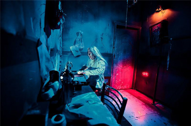 要签"生死状"才能去的鬼屋,通关的人屈指可数,游客:怪我胆小