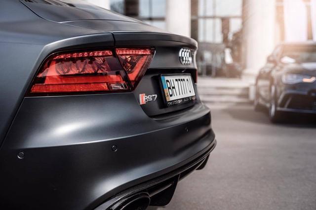哑光黑奥迪rs7,确认过眼神,是想要的车!