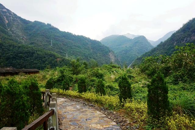 青川东河口,时间掩盖了曾经的满目疮痍,如今却是人间仙境!