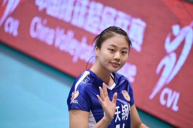 别人练进攻时我在练习传球|龚翔宇|传球|中国女排_新浪新闻