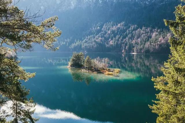 10个摄影构图技巧轻松拍出好照片