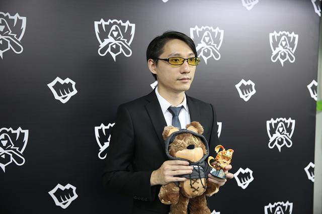 突然感觉德杯rng悬了,因为edg战队的教练是heart