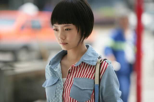 长相神似王珞丹的她,出道14年不火,如今演赵丽颖助理却受关注|林源