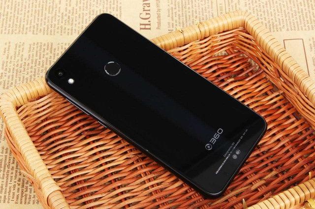 买手机选择4G还是6G内存,区别在哪里,这回不