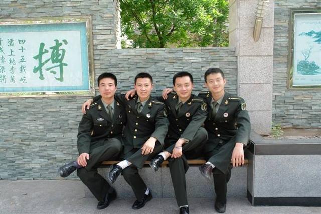 高考毕业后读军校,有哪些利弊?退役军官告诉你!