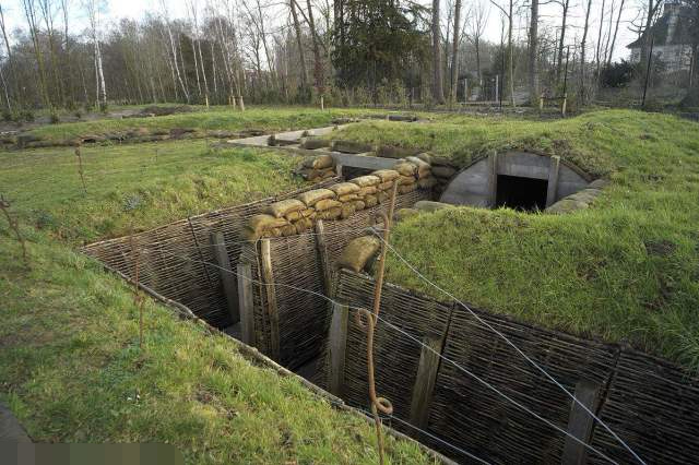 阵地战的防御工事战壕挖分工要明确保证质量还要快
